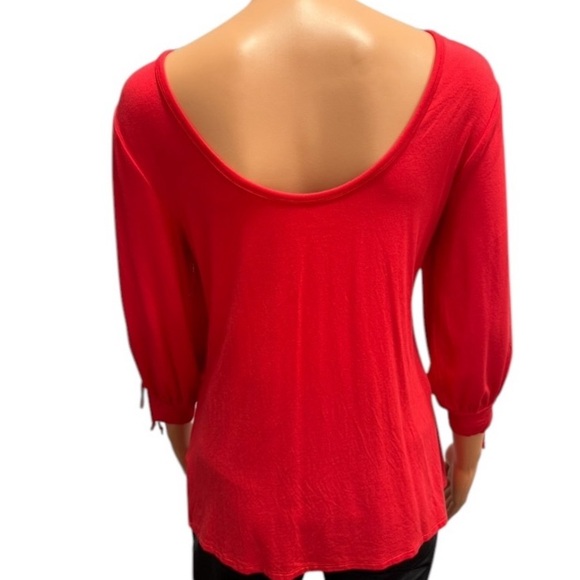 NWOT CHELSEA & THEODORE Vibrant Red 3/4 Tie Sleeve Low Back Blouse Small - Picture 5 of 8